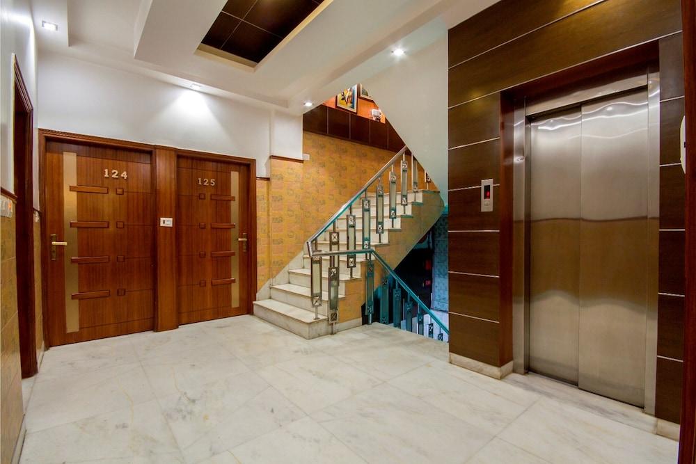 Hotel Aster Inn New Delhi Buitenkant foto