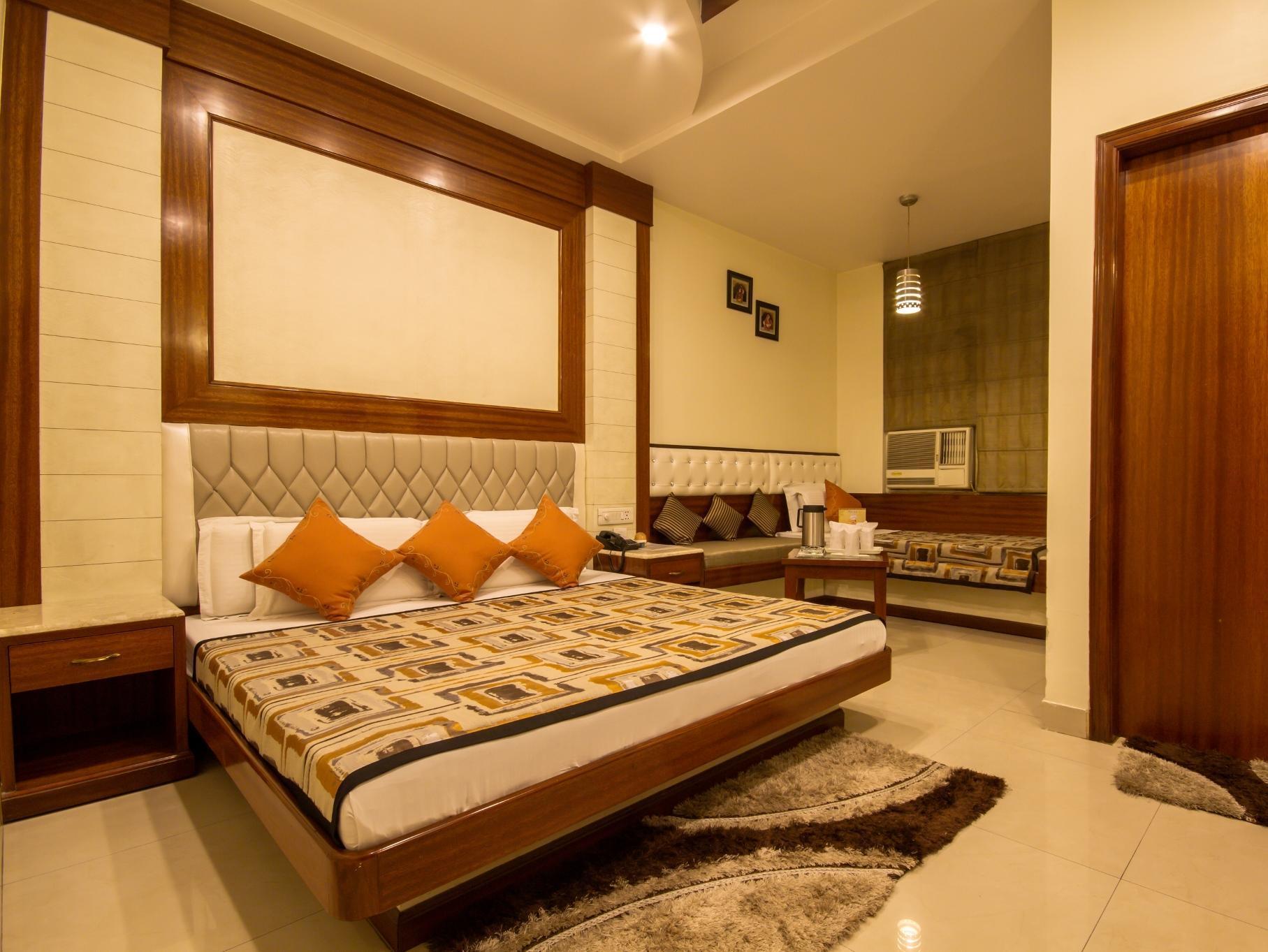 Hotel Aster Inn New Delhi Buitenkant foto