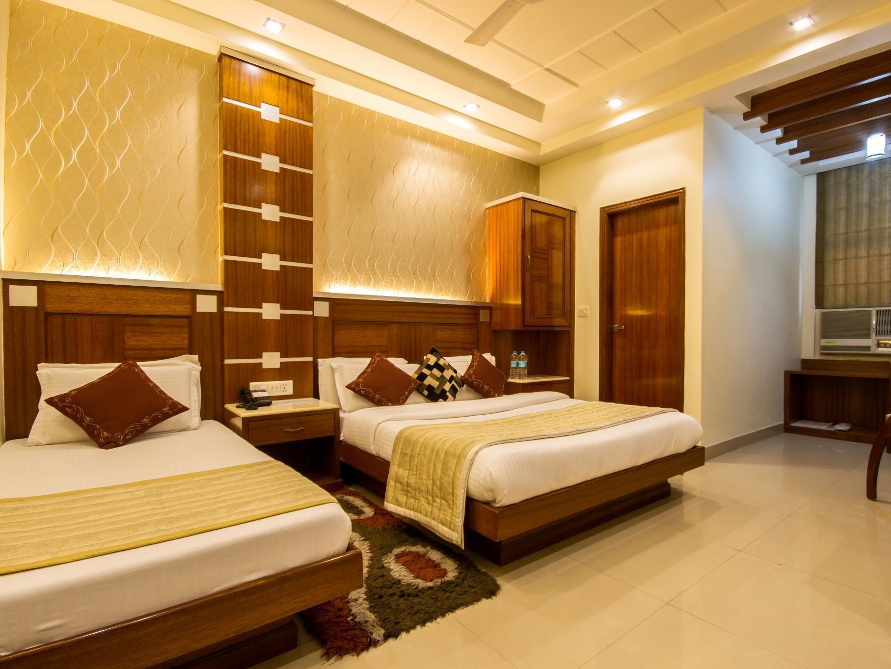 Hotel Aster Inn New Delhi Buitenkant foto