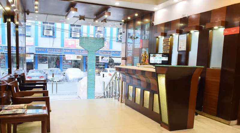Hotel Aster Inn New Delhi Buitenkant foto