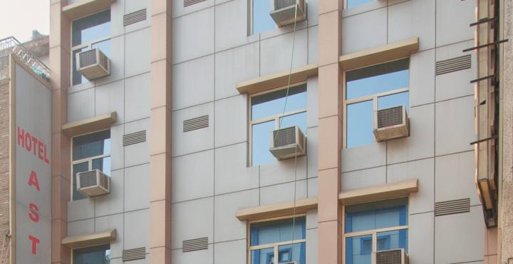 Hotel Aster Inn New Delhi Buitenkant foto