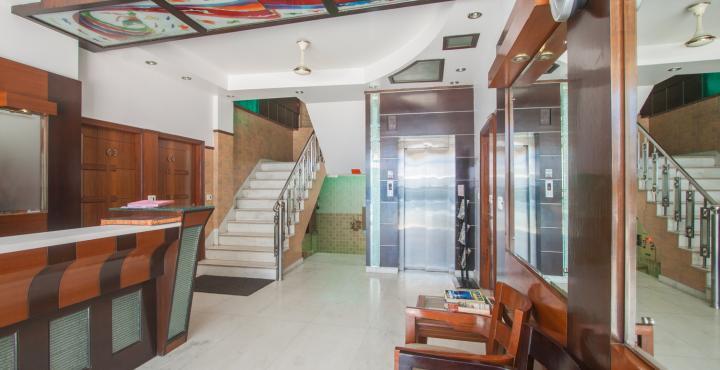 Hotel Aster Inn New Delhi Buitenkant foto