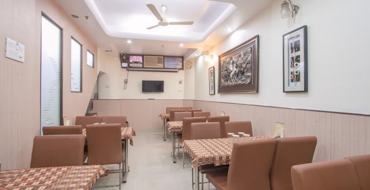 Hotel Aster Inn New Delhi Buitenkant foto
